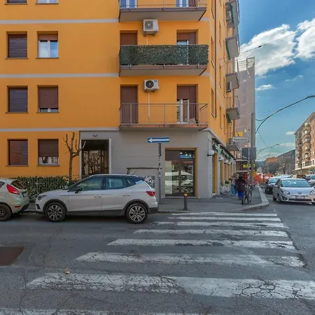 A 500 Mt Dalla Certosa Appartement Bologna