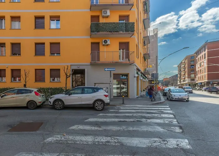 Guesthost - A 500 Mt Dalla Certosa Apartment Bologna
