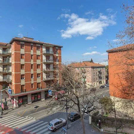 Apartamento A 500 Mt Dalla Certosa